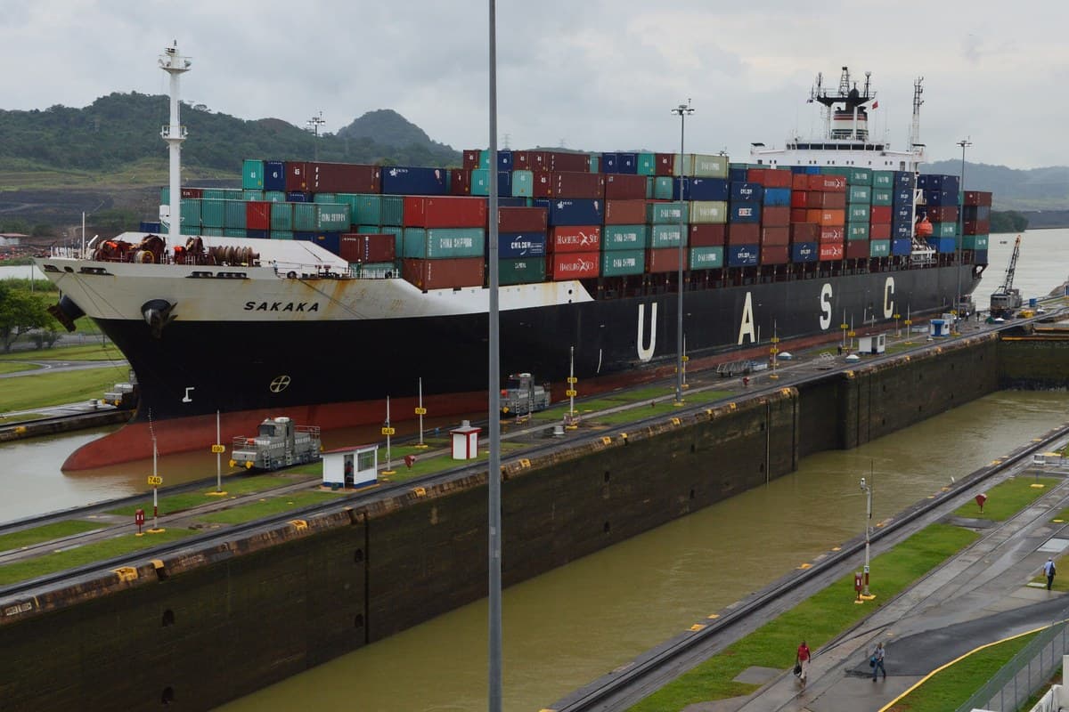 Miraflores Locks, Panama Canal
